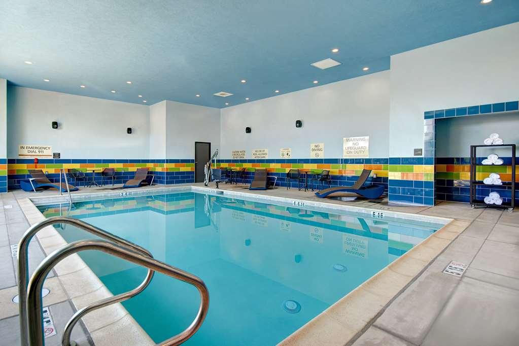 Hampton Inn & Suites Ontario רנצ'ו קוקמונגה מתקנים תמונה