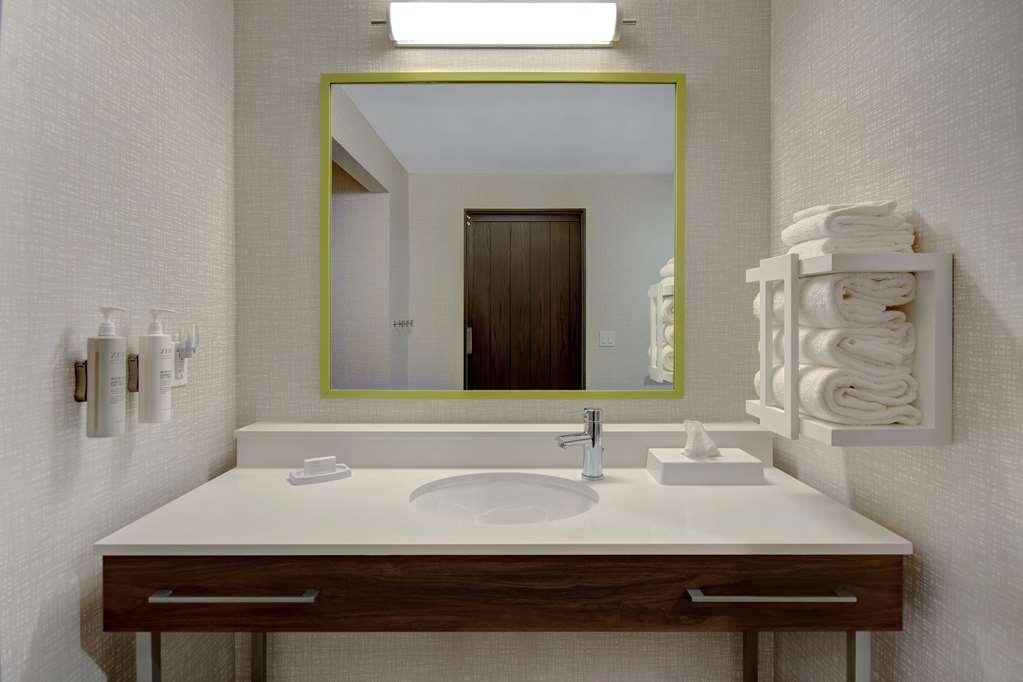 Hampton Inn & Suites Ontario רנצ'ו קוקמונגה מראה חיצוני תמונה