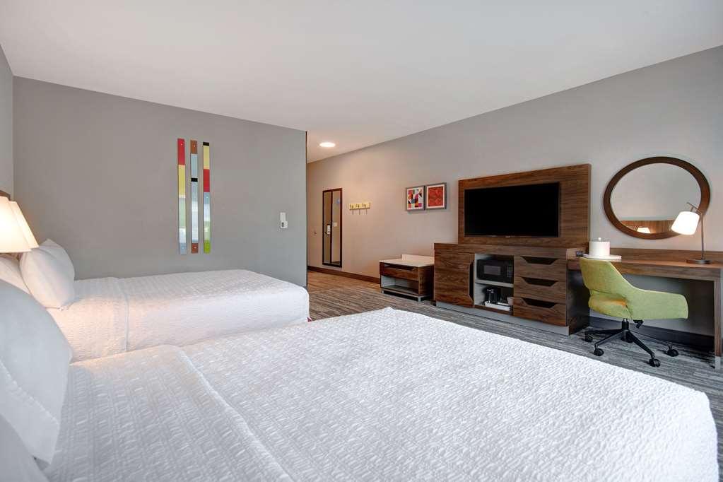 Hampton Inn & Suites Ontario רנצ'ו קוקמונגה חדר תמונה