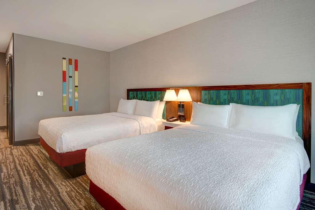 Hampton Inn & Suites Ontario רנצ'ו קוקמונגה חדר תמונה
