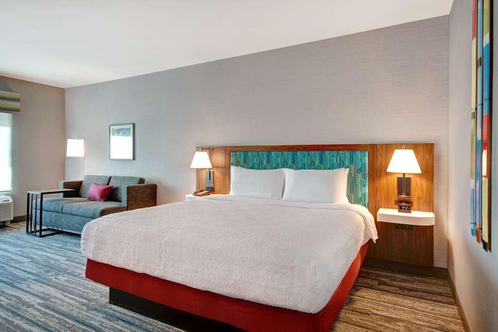 Hampton Inn & Suites Ontario רנצ'ו קוקמונגה חדר תמונה