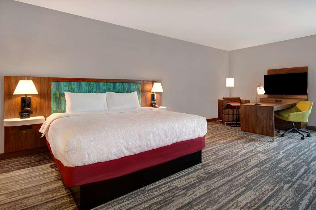 Hampton Inn & Suites Ontario רנצ'ו קוקמונגה חדר תמונה